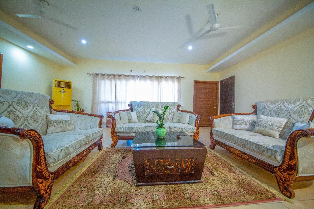 Golden Healing Journeys Homestay Rishikesh Exterior photo