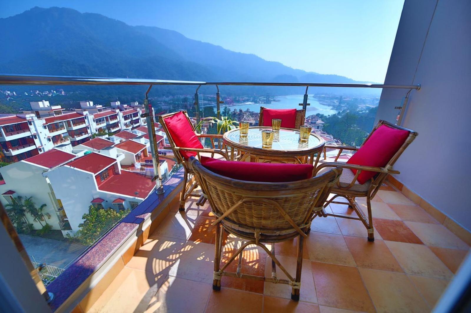 Golden Healing Journeys Homestay Rishikesh Exterior photo